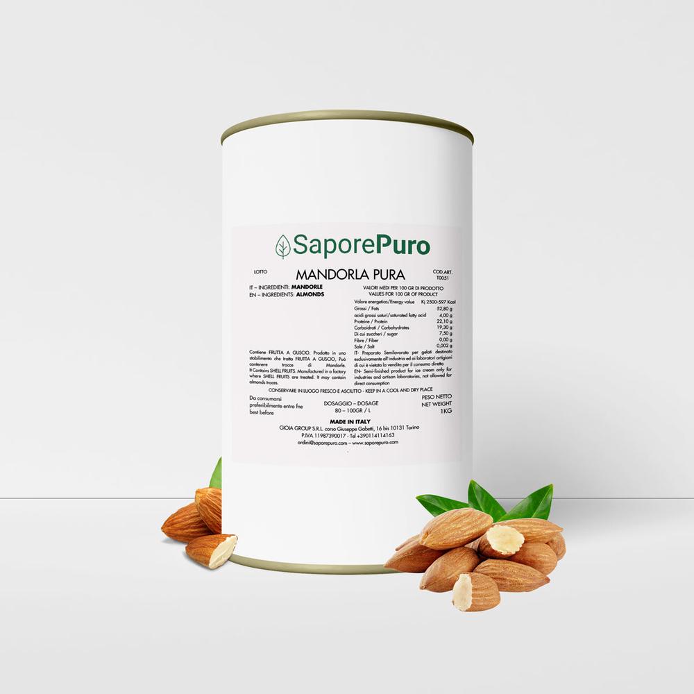 Pasta Mandorla Pura 100% di SaporePuro, confezione da 1Kg, mostra le mandorle finemente tritate e la pasta integrale.